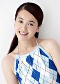 英母亲把女儿藏抽屉里养到3岁获刑